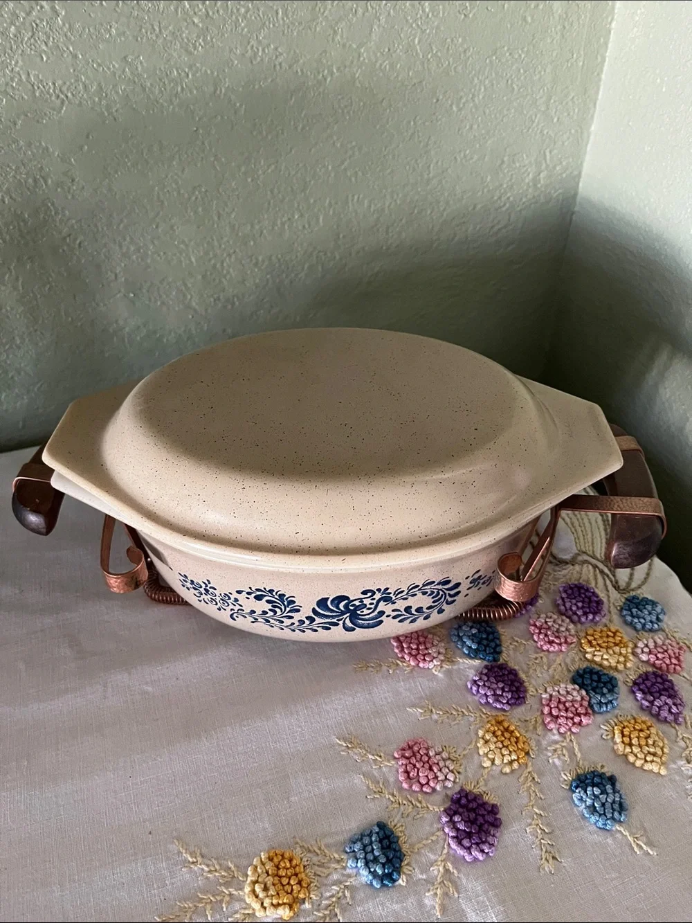 Vintage Pyrex Homestead Oval Covered Casserole Dish, 1976–1980 complete set